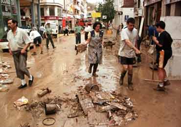Flooding of the Vendrell Commercial Centre